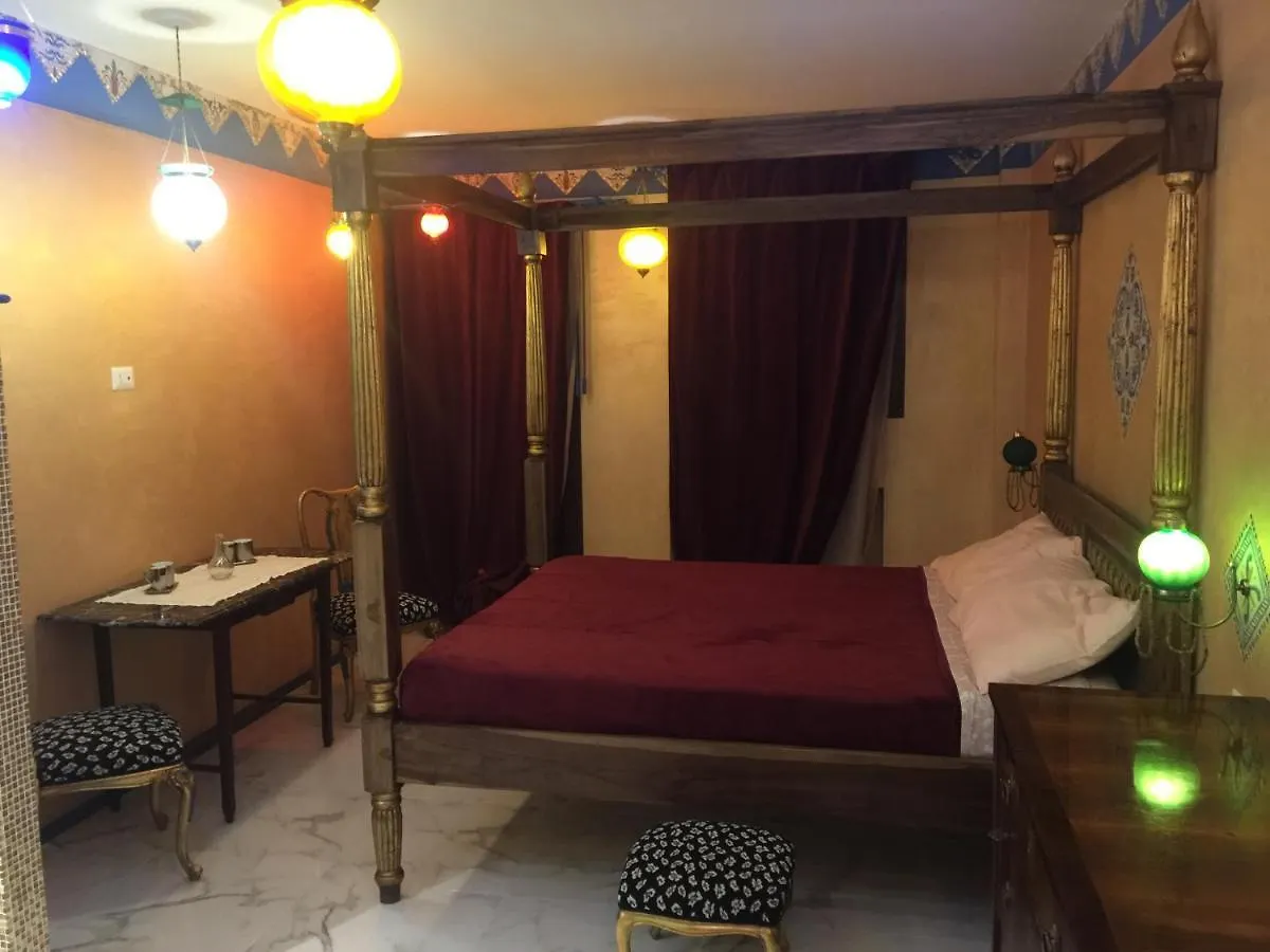 La Casa Di Emanuella - Rooms & International Suites Bari 0*,  Italie