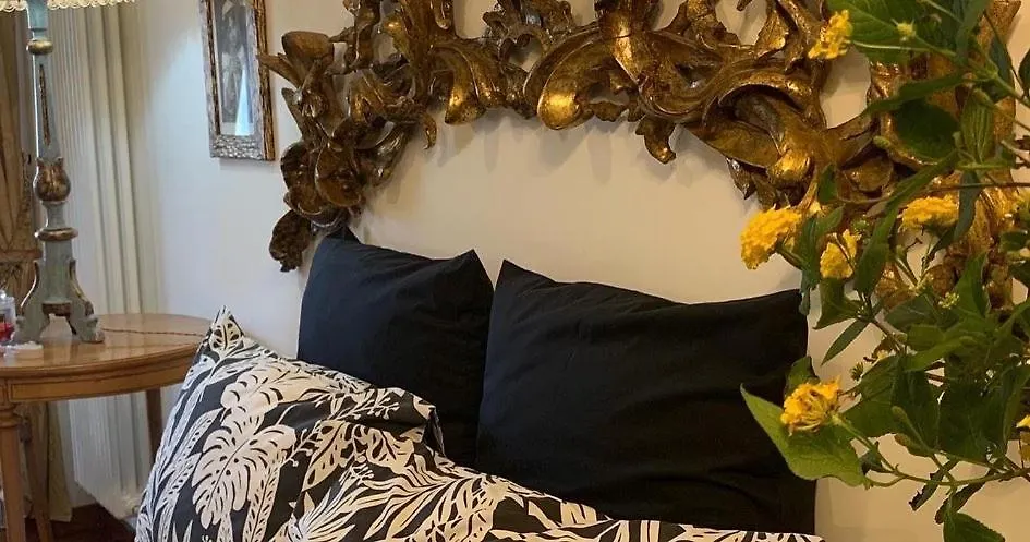 La Casa Di Emanuella - Rooms & International Suites Bari 0*,