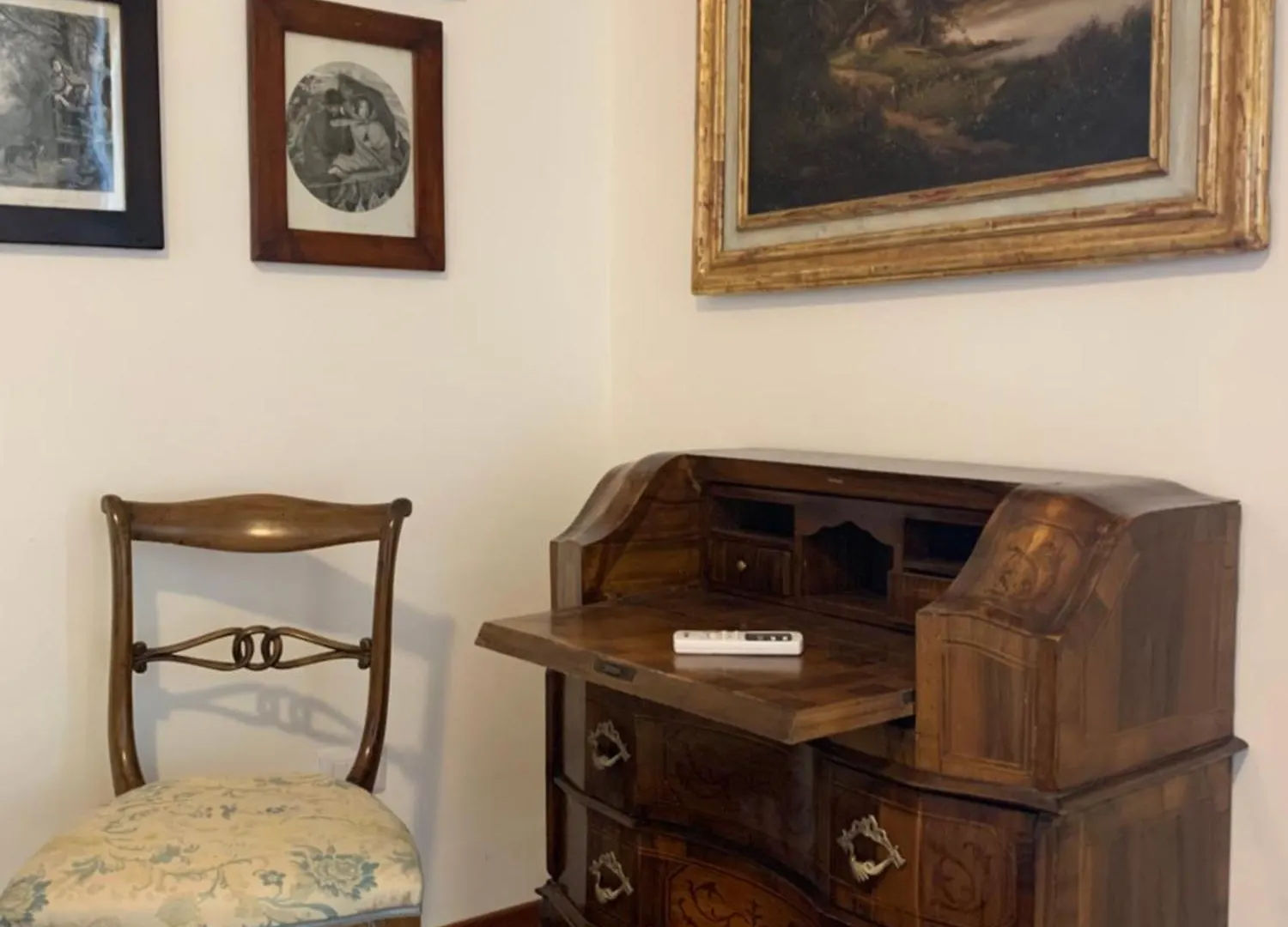 La Casa Di Emanuella - Rooms & International Suites Bari 0*,  Italy